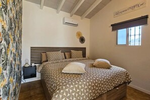 1 bedroom, WiFi, bed sheets - Casita Johanna: Rental for 2 on the Costa del Sol (Viñuela)