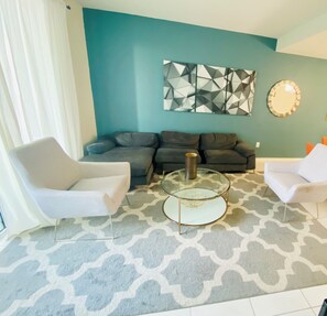 Imagen sin descripción, 4 de 17, botón