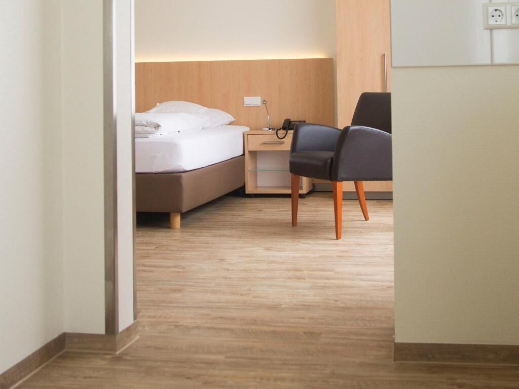 Basic Room, Non Smoking | Cribs (surcharge), WiFi (free), bed sheets