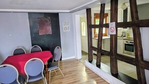 Dining - Spacious fitter's house with garden Parking spaces Fully equipped Available immediately (Engelsbrand)