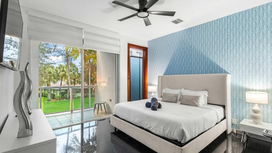 Villa Bali Jacuzzi Pool Room