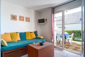 TV - Saint-Nic Cottage - 600 m de la plage (Saint-Nic)