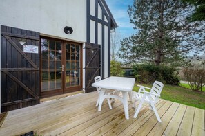 Ulkoruokailutilat