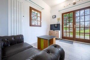 TV, DVD player - La Cour du Moulin - Proche Plage (Houlgate)