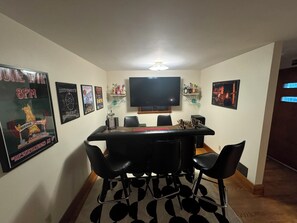 Bar (in der Unterkunft)