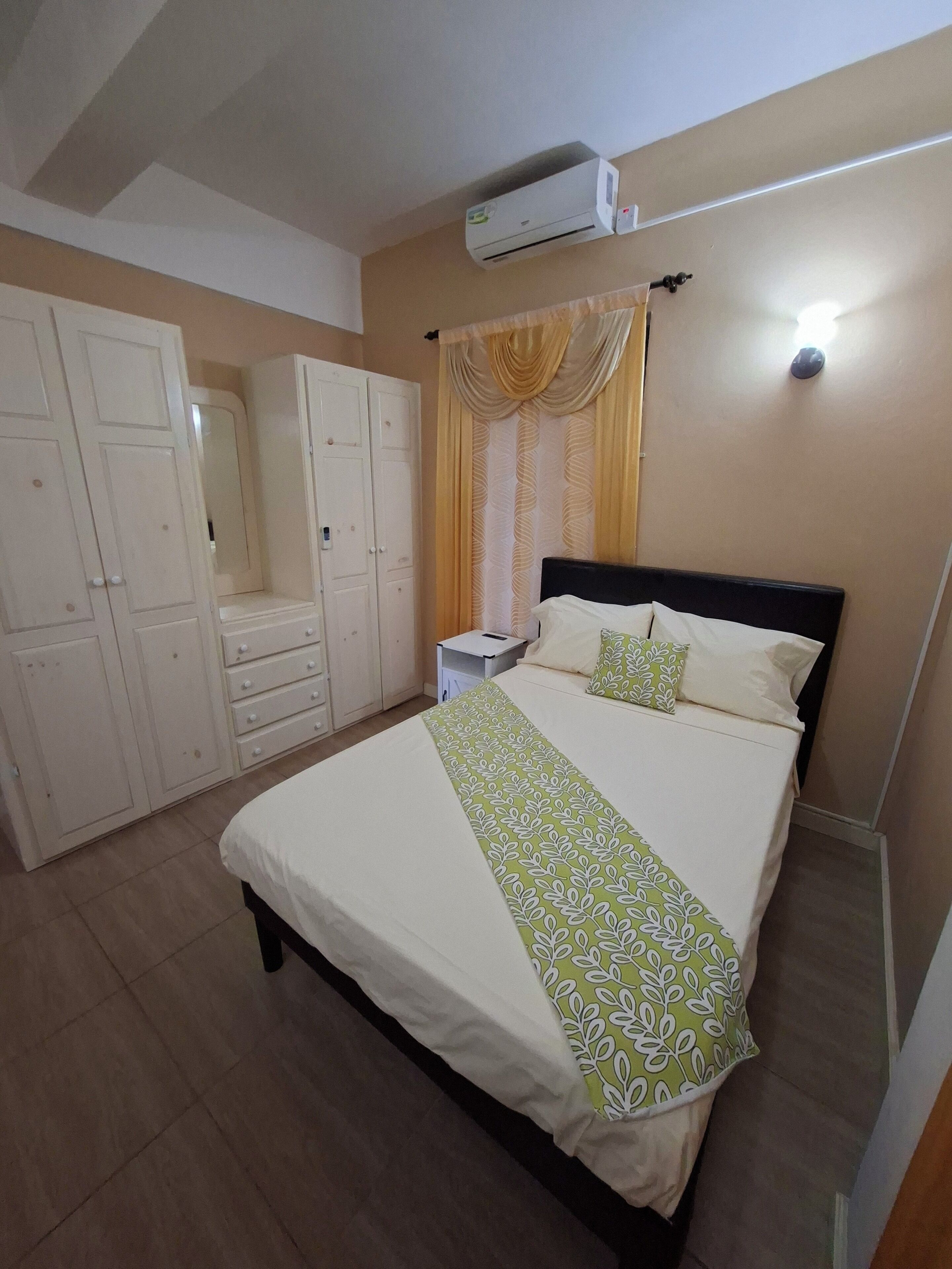 Comfort Apartment, Balcony, Ocean View | Memory-foam beds, blackout curtains, soundproofing, iron/ironing board
