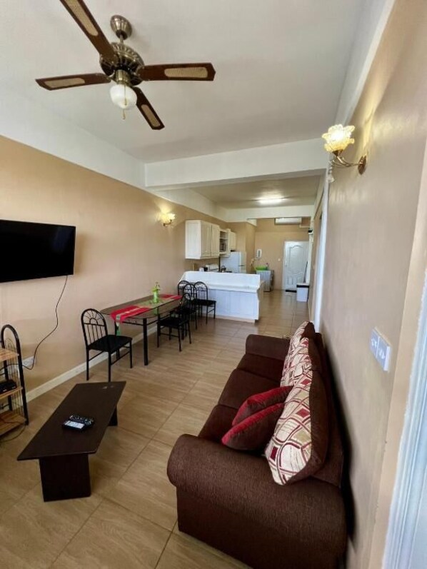 บริเวณนั่งเล่น