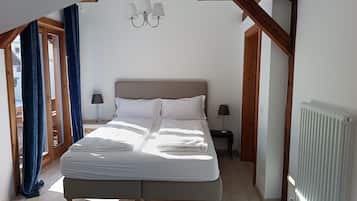 Apartment, Balcony, Mountain View | Blackout drapes, soundproofing, free WiFi