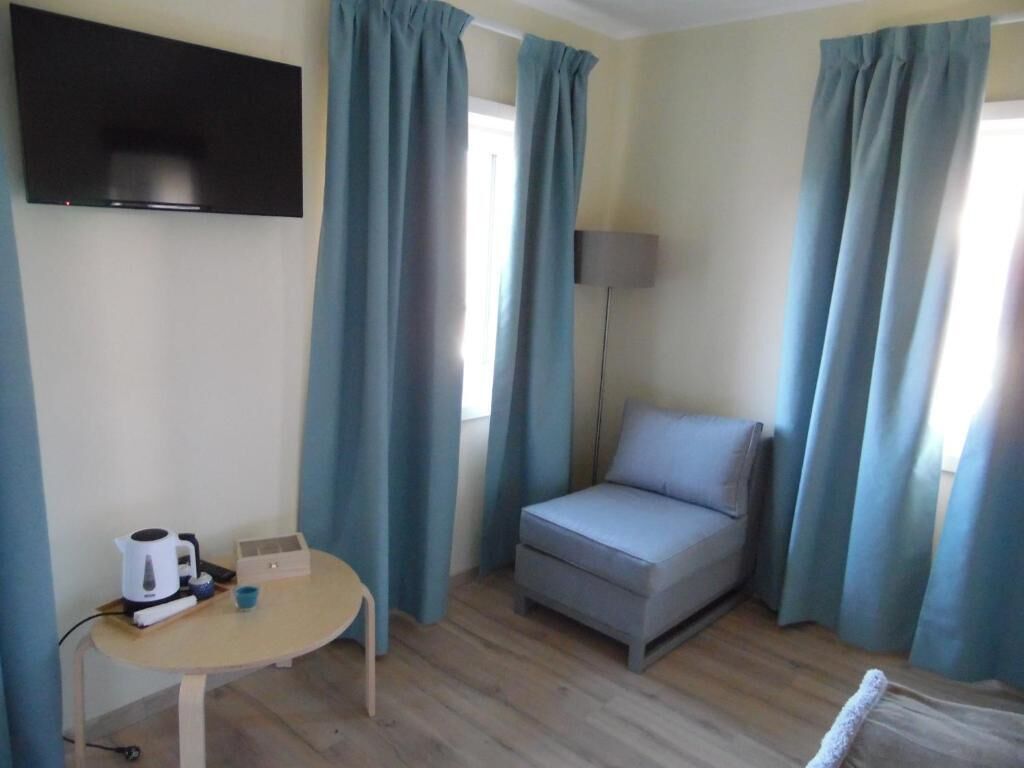 Double Room, Balcony, Mountain View | Living area