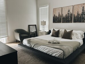 4 Schlafzimmer, Bügeleisen/Bügelbrett, Reisekinderbett, kostenloses WLAN