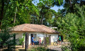 Exterior - Apartment by Lake Clarens With Pool Access (Casteljaloux)