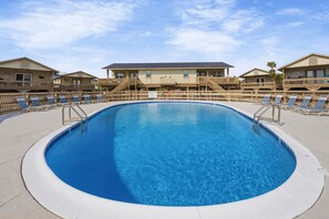 Pool - Gulf Village 201 | Sleeps 4 Beachfront West Beach (Gulf Shores)