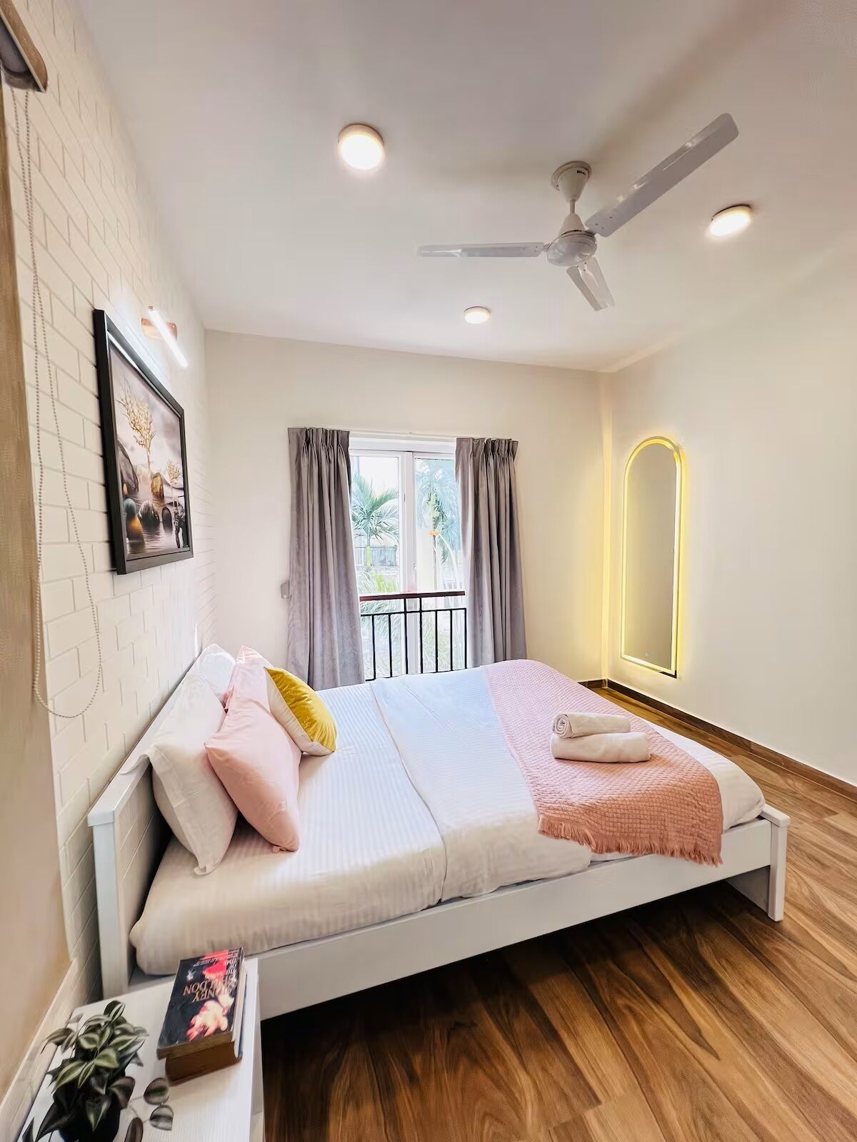 2 bedrooms, WiFi, bed sheets