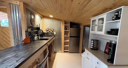 Tranquil 2-bedroom apartment with AC in adorable Mancos