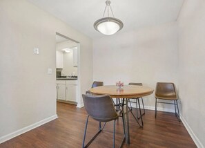 Imagem sem classificação, 4 de 10, botão