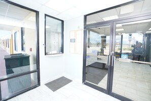 Reception - Red Carpet Newnan (Newnan)