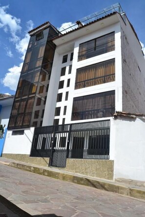Front of property - Apu Wasi (Cusco)