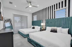 Habitación Confort | Decoración individual, tabla de planchar con plancha, wifi gratis