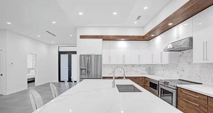 Casa Suprema HotTub Heated Pool Gameroom