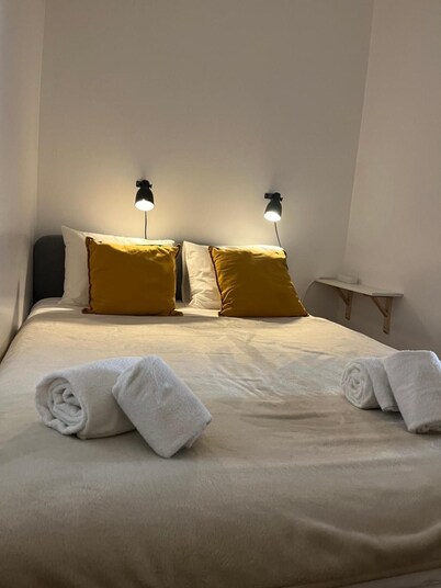 Apartment 'O Meu Cantinho' with Wi-Fi and Air Conditioning