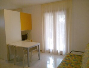 Living area - Residence Rosa die Venti Studio Mono for 4 persons (Bibione)