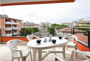 Outdoor dining - Residence Rosa die Venti Two-room apartment Bilo for 5 people (Bibione)