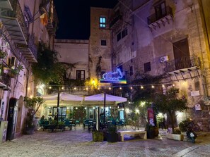 Uklassifisert bilde, 5 av 13, knapp