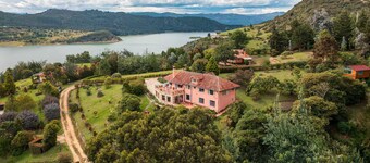 Lovely 4-bedroom villa in Sesquilé for a relaxing getaway