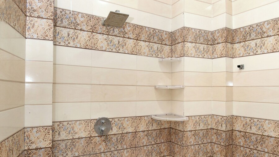 Hotel 3 Bros Near Airport Road Sector 70 Mohali Chandigarh