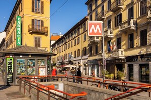 Luokittelematon kuva, 4 kautta 36, painike