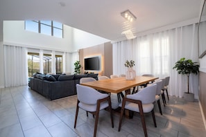 Dining - Stunning 6 bedrooms Storey Lake (Kissimmee)