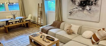 Peaceful 7BR Gathering House in Anchorage - Sauna - Perfect for group getaways