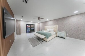 4 habitaciones y caja de seguridad en la habitación 