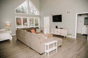 Unclassified image, 3 of 54, button - Pure Michiana - Rustic & Cozy Near the State Line - Rolling Prairie (Rolling Prairie)