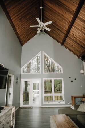 Unclassified image, 5 of 54, button - Pure Michiana - Rustic & Cozy Near the State Line - Rolling Prairie (Rolling Prairie)