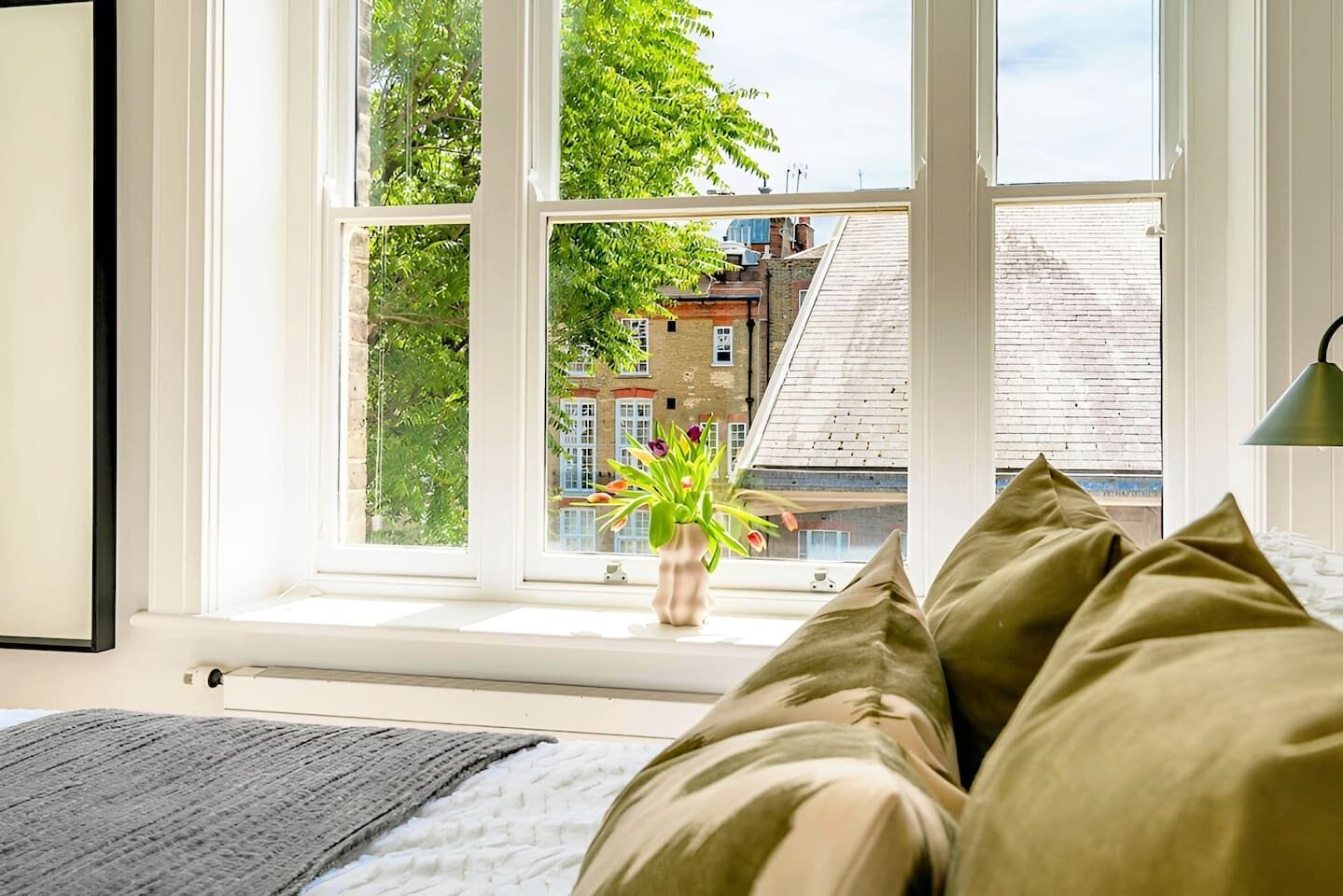 Bügeleisen/Bügelbrett, Reisekinderbett, WLAN, Bettwäsche