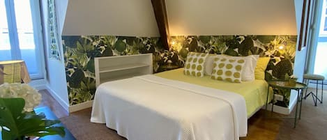1 bedroom, iron/ironing board, Internet