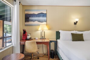 Unclassified image, 4 of 6, button - Charming 1-bedroom hotel with AC in Hendersonville (Hendersonville)