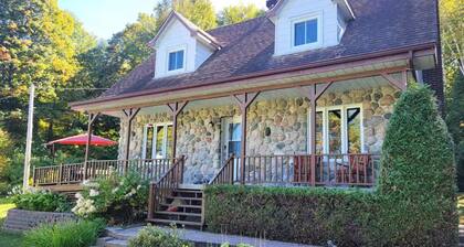 Cozy Nature Cottage Retreat – Relax, Unwind & Recharge