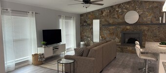 Delightful 2-bedroom called the Blue Haven OC perfect for relaxing stays.