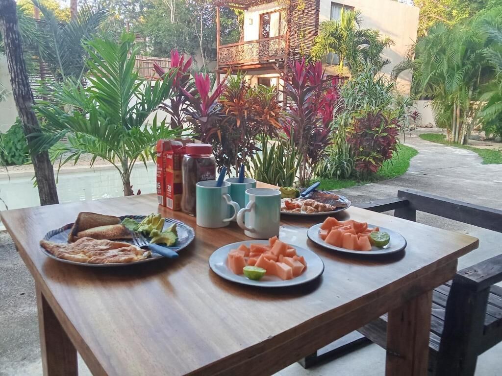 Family Quadruple Room, Pool View