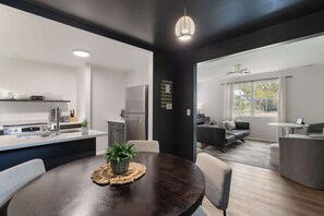 Dining - Modern, Spacious Apartment in Downtown Beaufort! (Beaufort)