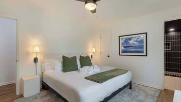 Iron/ironing board, WiFi