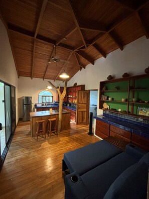 Nicht klassifiziertes Bild, 5 von 17, Schaltfläche