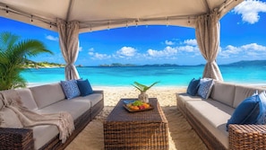 Beach nearby - Sapphire Beach Condo | Pool, Dining & Snorkeling (East End)