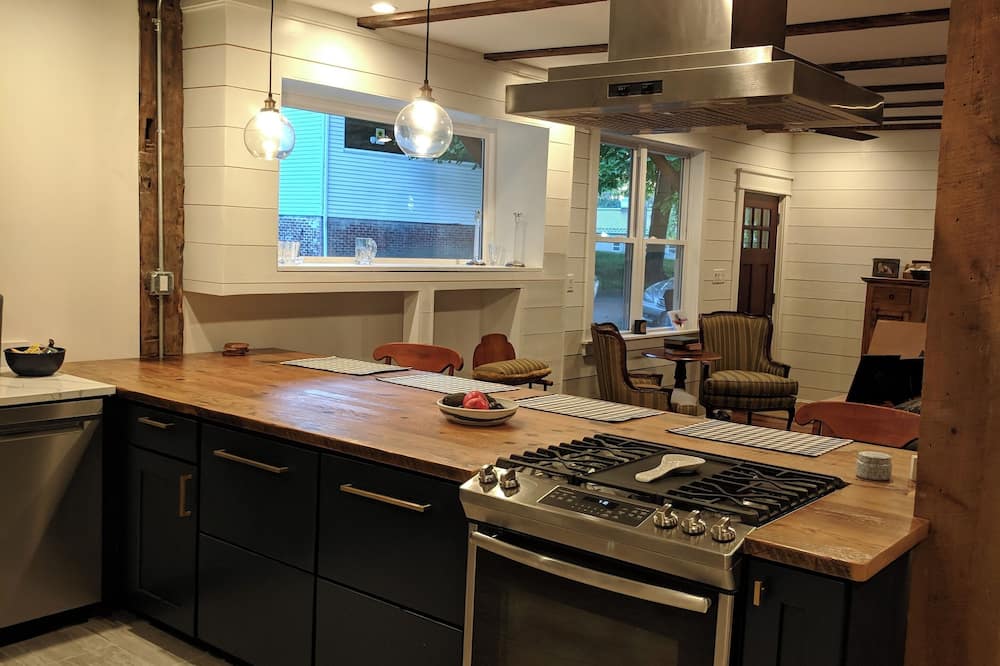 Carriage House Apartment Goshen NY