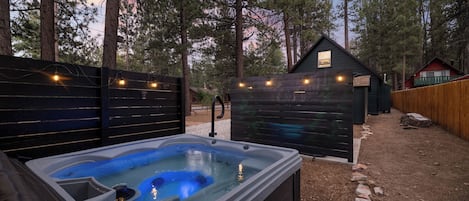 Bain à remous extérieur