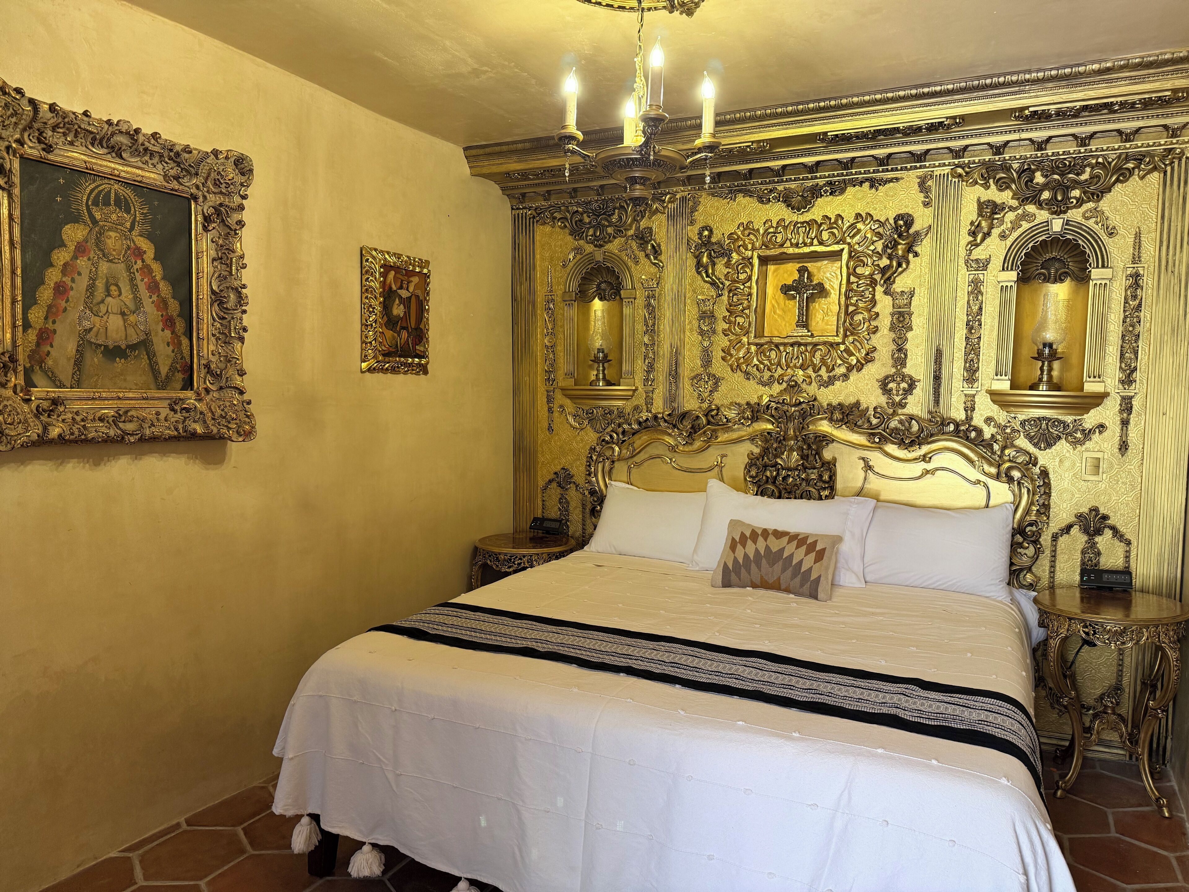 Luxury Room, Courtyard View | Premium bedding, memory-foam beds, individually decorated