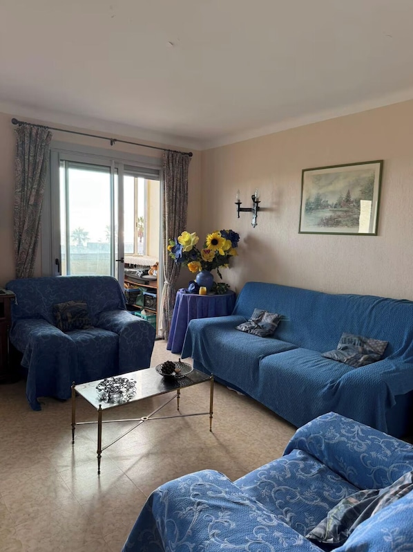 Imagem sem classificação, 1 de 8, botão