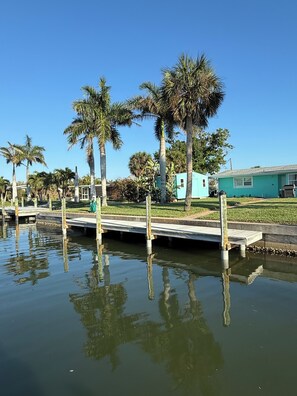 Property grounds - Waterfront + 2Bed + No Bridge Gulf Access + Dock + Beaches + Pool coming soon! (Englewood)